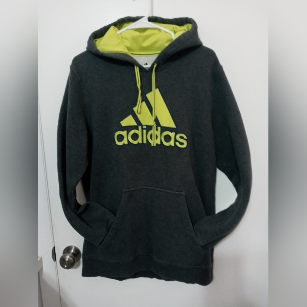 Adidas large Embroidered logo long sleeve gray pullover hoodie w kangaroo pocket